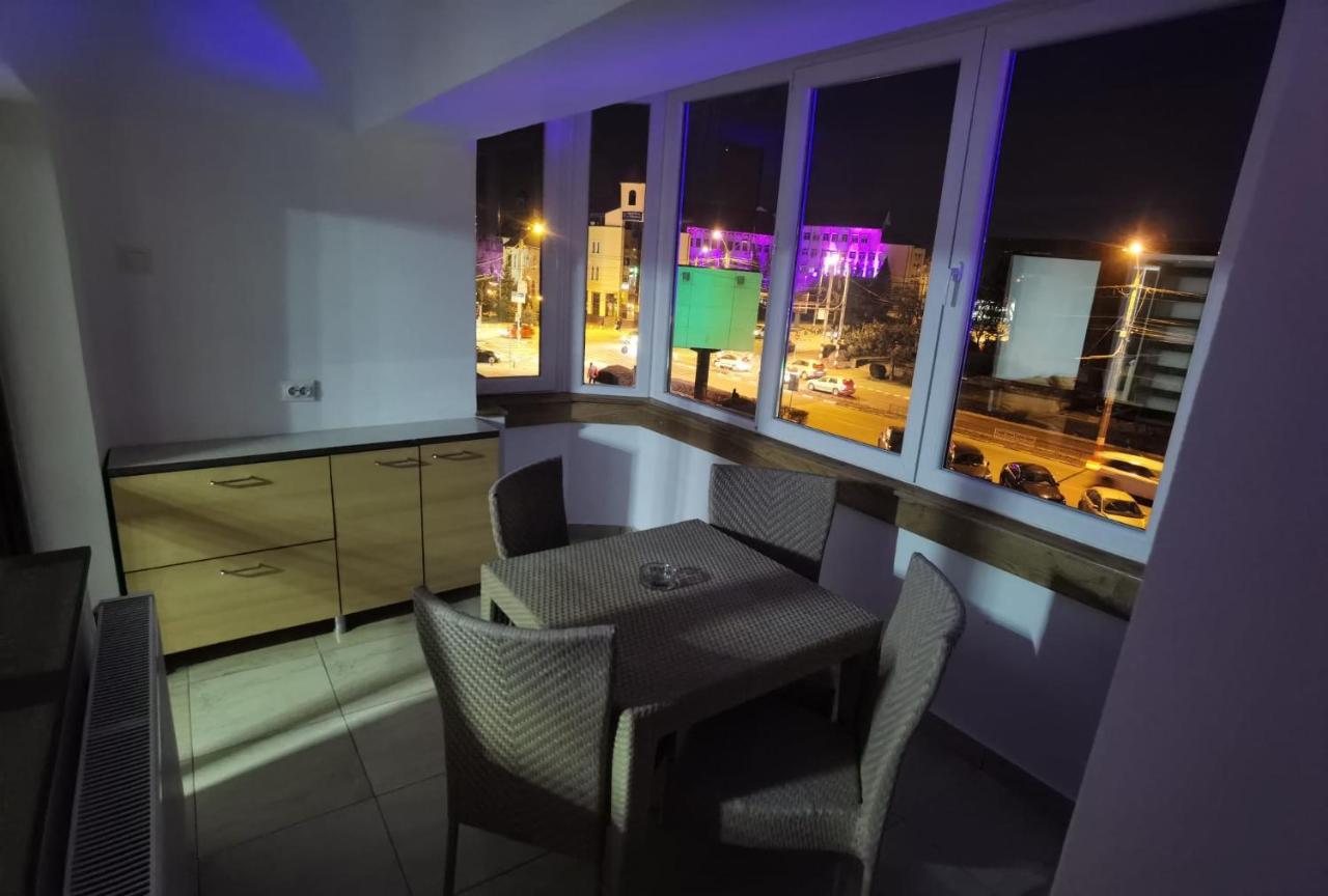 Apartament - Central Târgu Jiu Esterno foto